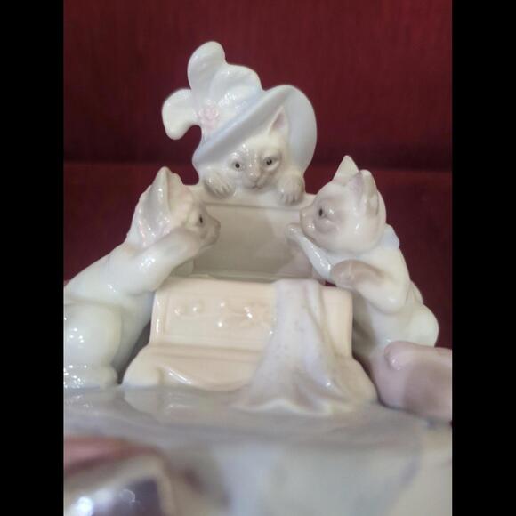 Vintage Summit Collection Exclusive cat 1990 - Picture 4 of 7